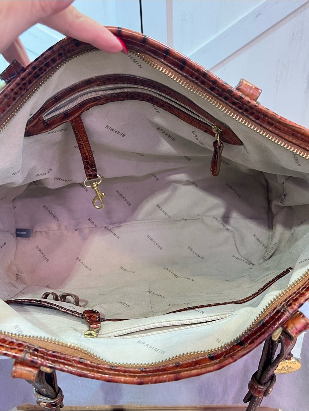 BRAHMIN Medium Asher Pecan Melbourne croc-embossed leather tote Gold hardware - Picture 7 of 15